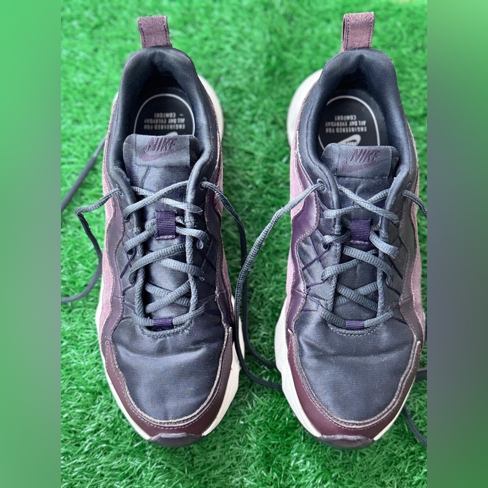 Nike RYZ 365 Burgundy Ash Athletic Running Shoes BQ4153-002 Womens Size 10‎
